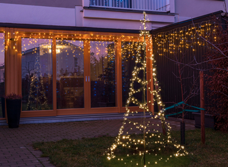 Afbeelding van FlinQ Vlaggenmast Kerstboom - Licht Kerstboom - Kerstverlichting Buiten